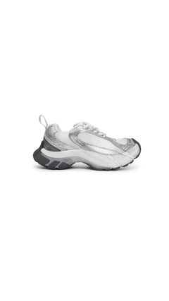 Silver and White The Fusion Retro Running Shoes