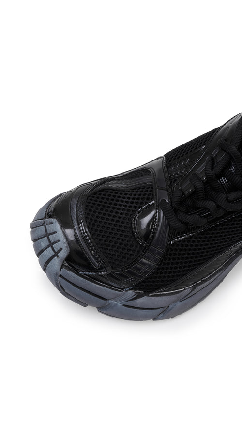 Black The Fusion Retro Running Shoes