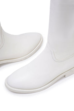 White Flat Leather Riding Boots - ANN ANDELMAN