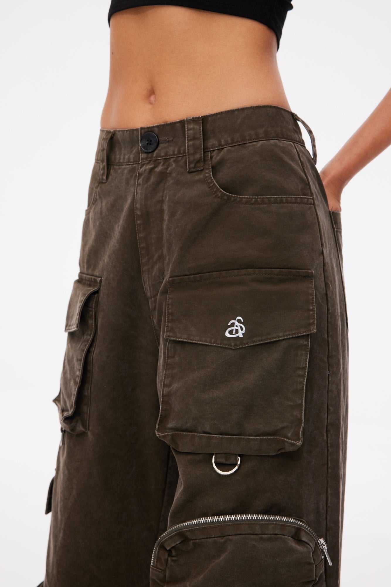 Multi-Pocket Wide-Leg Cargo Pants